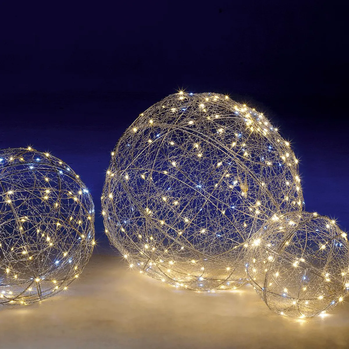 Decoración Navideña Xxl|Luces De Navidad>DecoWoerner Bola Con Iluminación LED Caliente Intermitente, 60 Cm plata