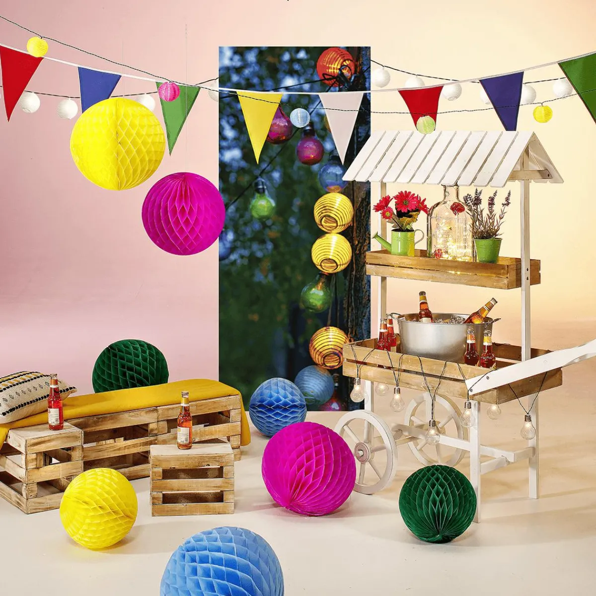 Decoración Temática>DecoWoerner Bola De Nido De Abeja , Ignífuga, B1 40 Cm Ø verde