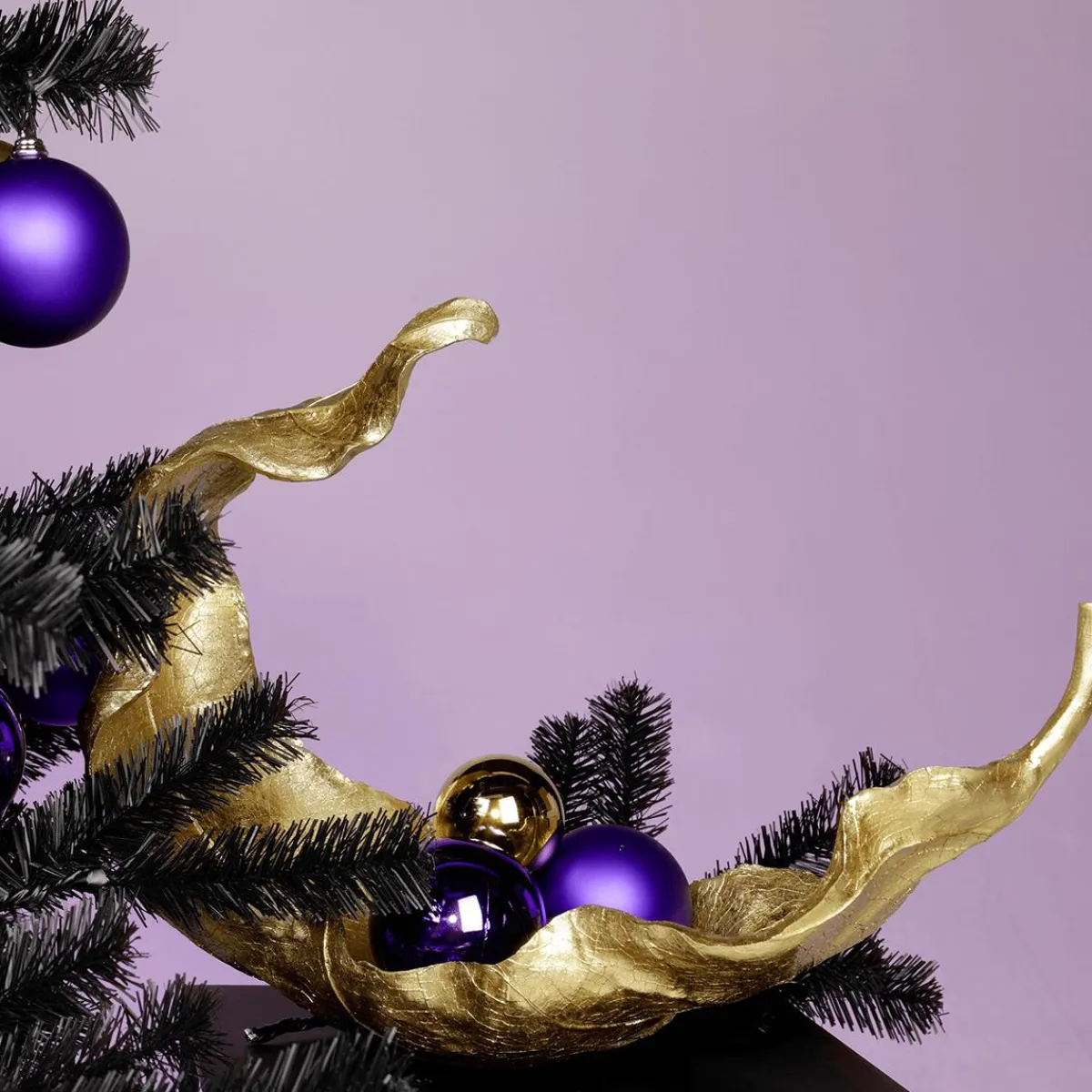 Bolas De Navidad>DecoWoerner Bolas De Navidad Púrpura, Mate, De Plástico Ignífugo, 6 Cm Ø - 24 Piezas violeta