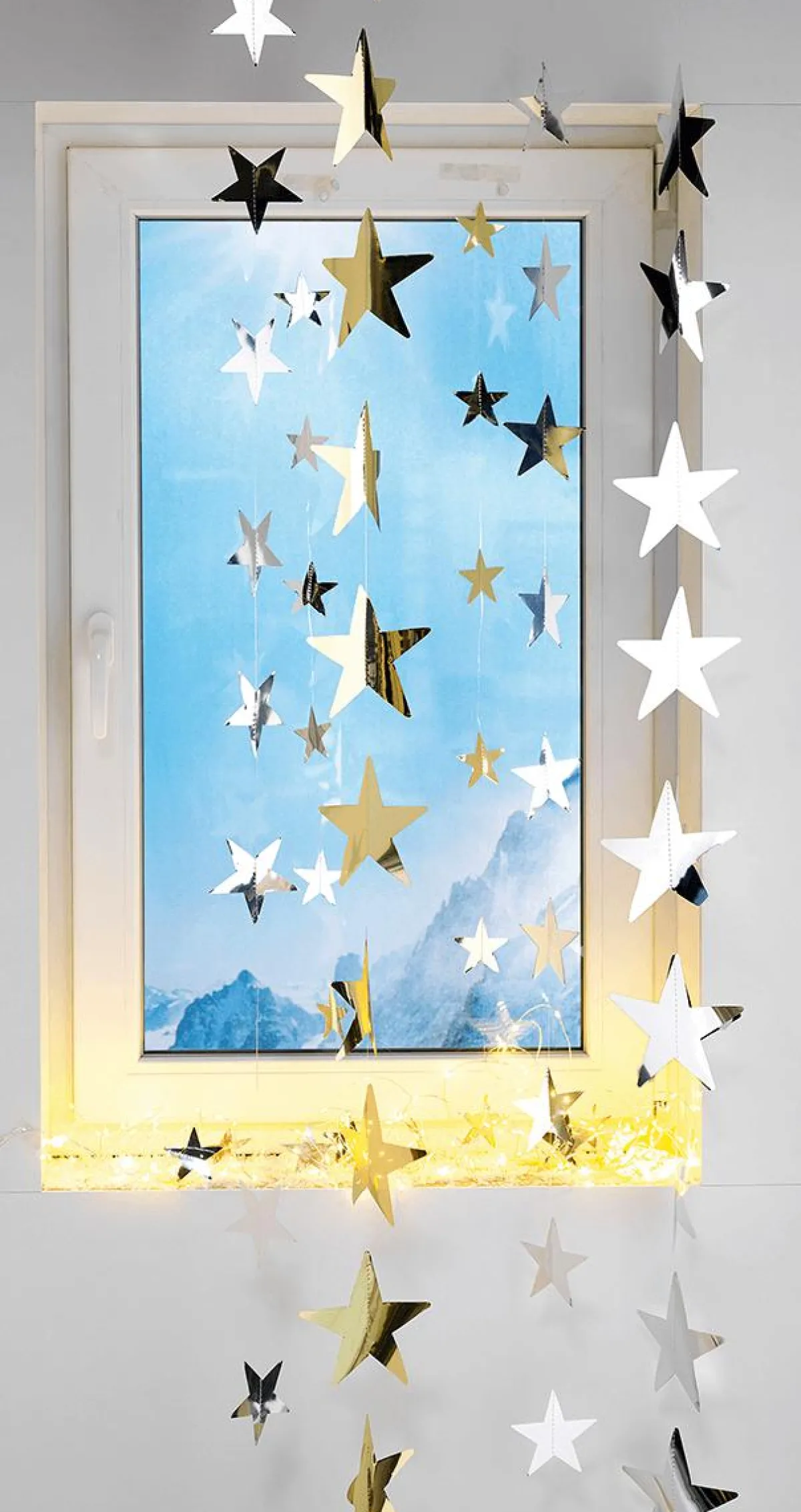 Estrella De Navidad>DecoWoerner Cadena De Estrellas De Plástico Ø 15 Cm, 200 Cm plata