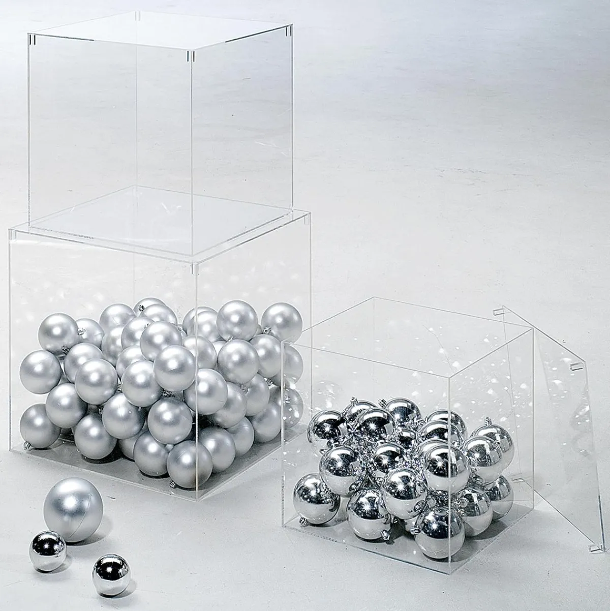 Expositores Para Tiendas>DecoWoerner Caja Cúbica Con Tapa 40 X 40 Cm transparente