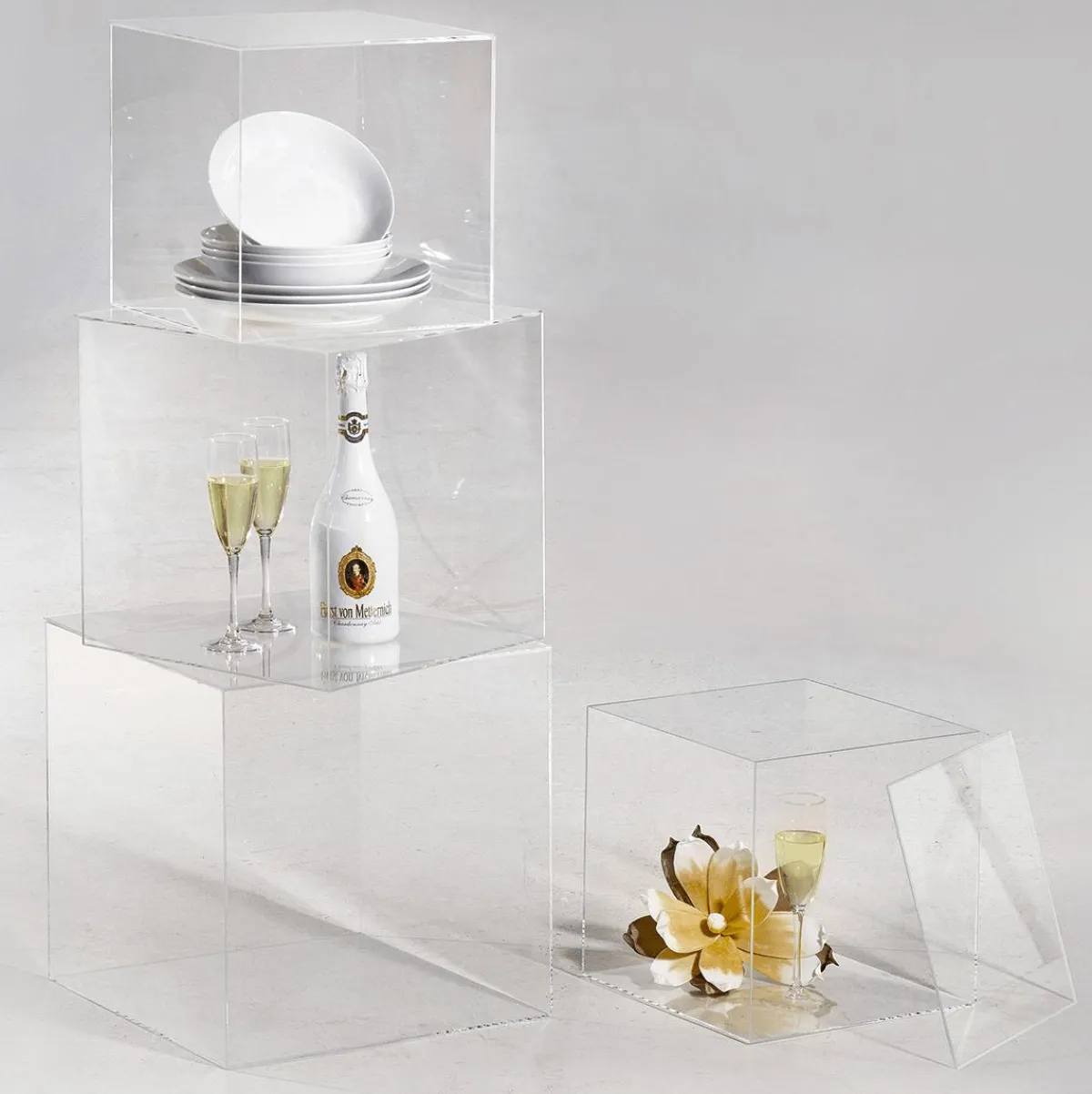Expositores Para Tiendas>DecoWoerner Caja Cúbica Con Tapa 30 X 30 Cm transparente