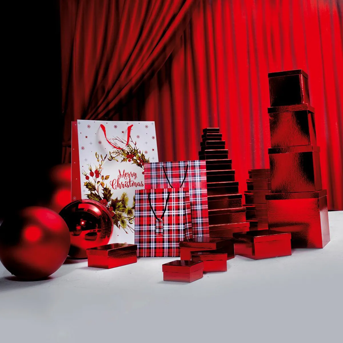 Cajas De Regalo>DecoWoerner Cajas De Cartón De Regalo Metálicas, Rojas, 5 Piezas rojo