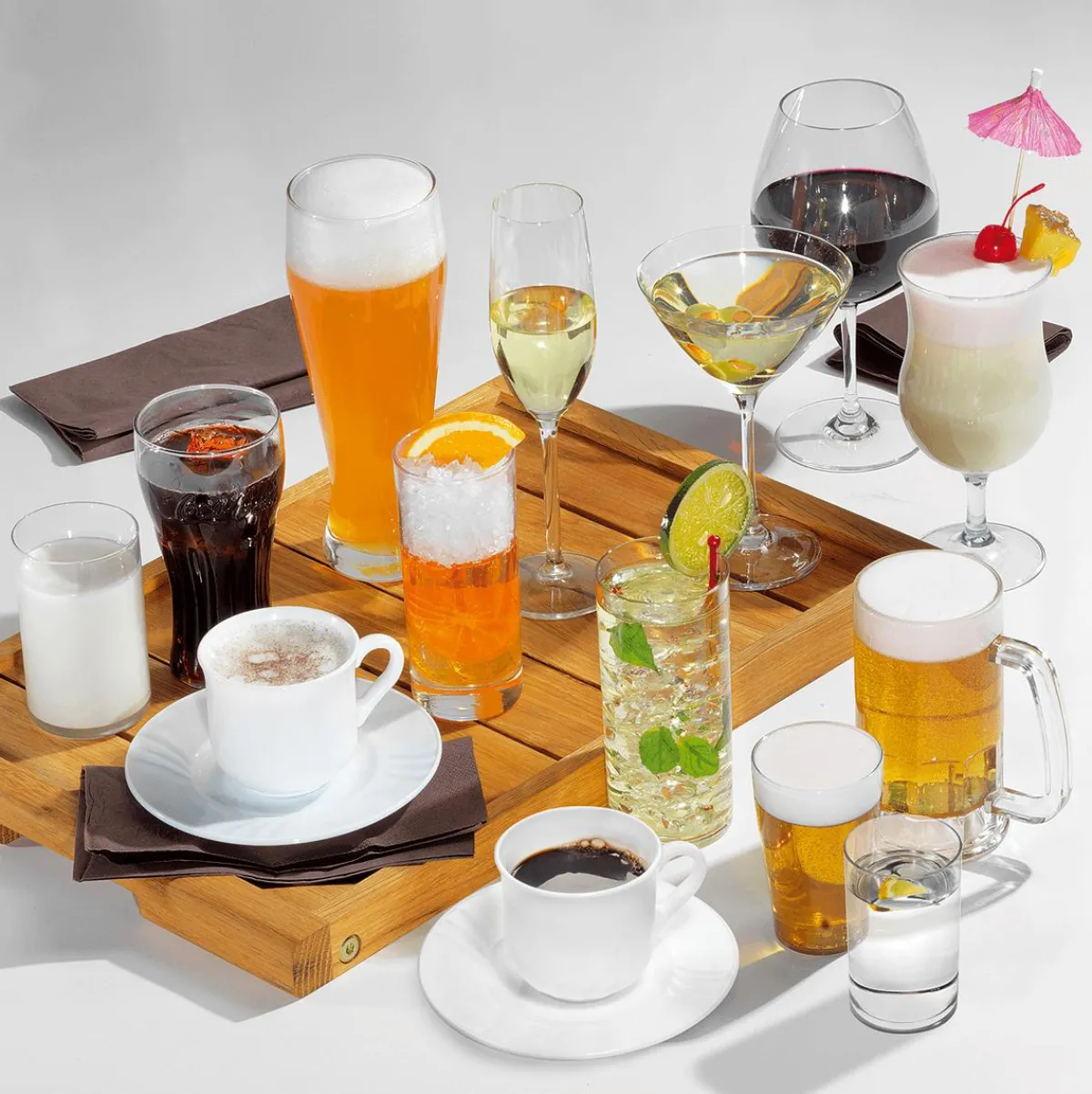 Bebidas>DecoWoerner Capuchino Alimento De Imitación 20 Cm Ø blanco