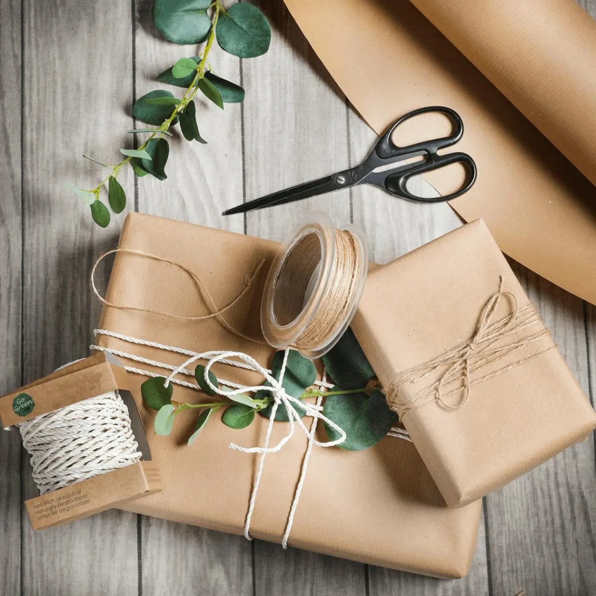 Cintas De Regalo|Go Green - Envoltorio Para Regalo Ecológico>DecoWoerner Cinta Rizadora EcCordón De Algodón Respetuoso Con El Medio Ambiente Hecho De Material Degradable 3 Mm 30 M Azul Claroológica De Material Degradable 10 Mm 100 M De Crema blanco