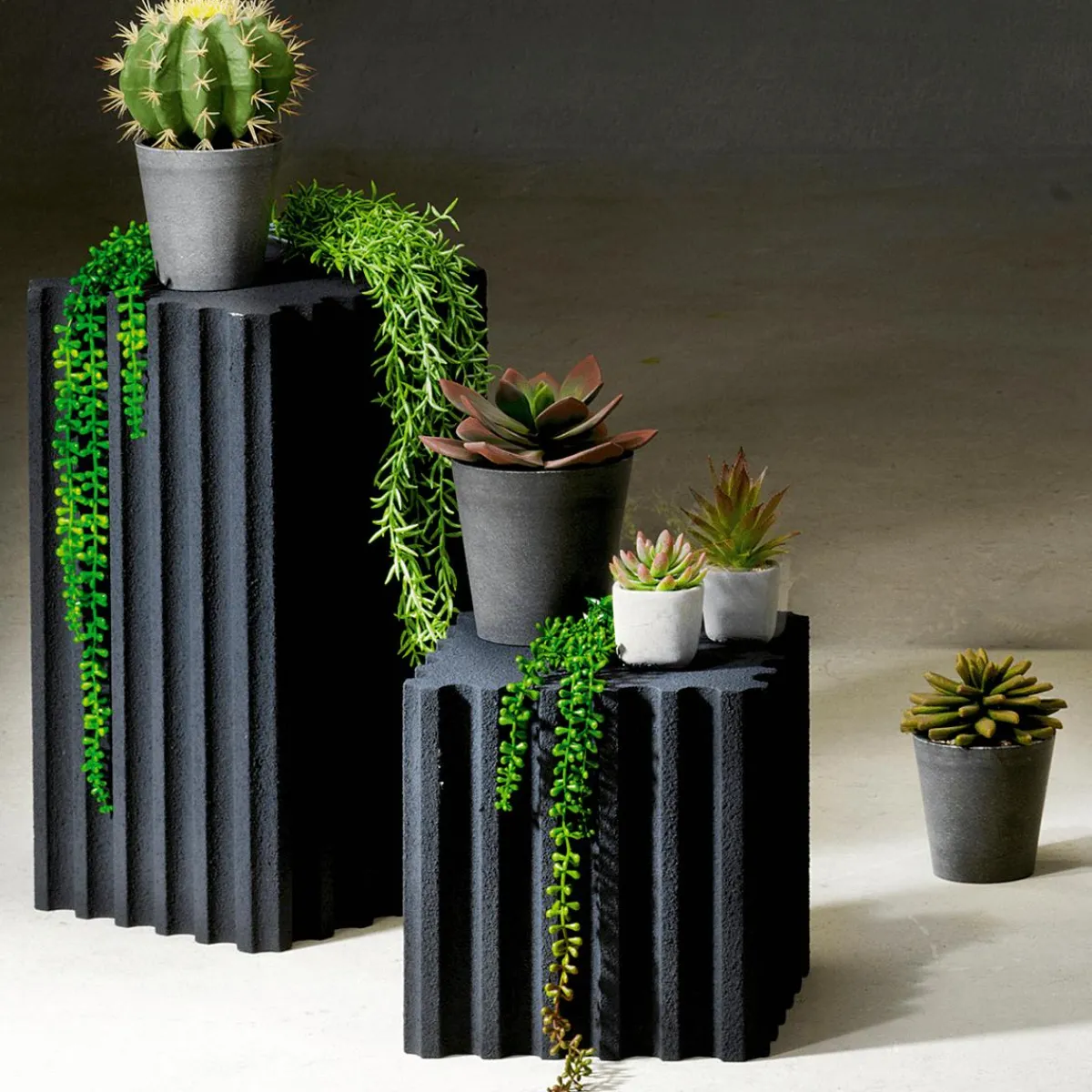 Expositores Para Tiendas>DecoWoerner Conjunto De Columnas Decorativas "Hormigón" Altura 30/55 Cm Gris