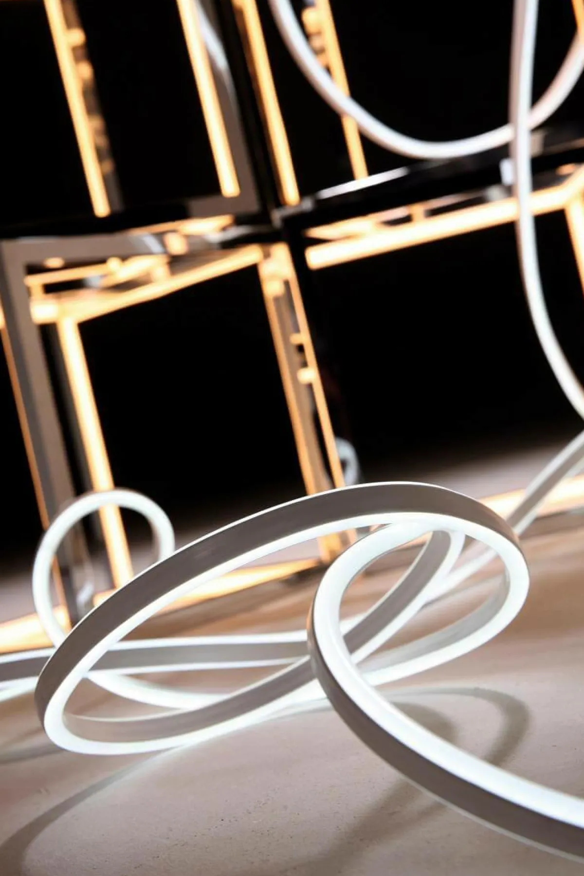 Luz Decorativa>DecoWoerner Dado LED Regulable, , 20 X 20 Cm plata