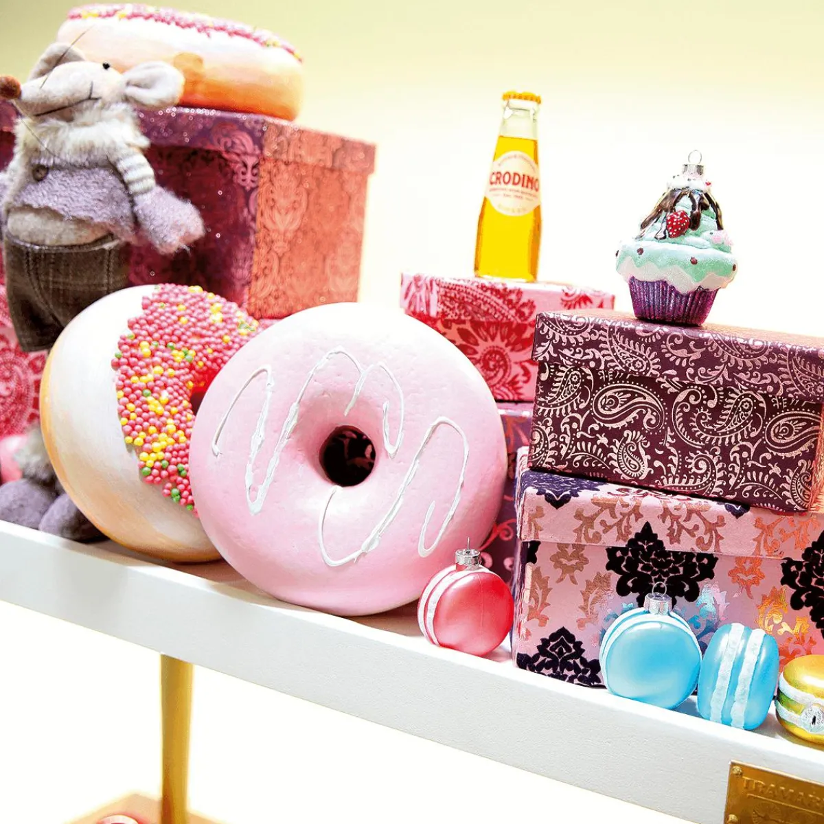 Chupetes Xxl>DecoWoerner Donut Decorativo Con Perlas De Azúcar 20 Cm Ø Colorido rosa