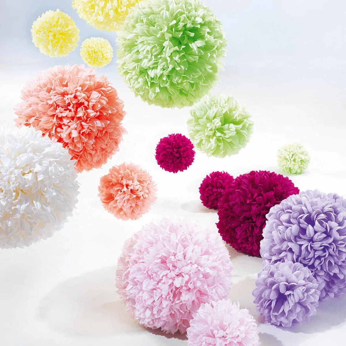 Decoración Temática|Decoración De Primavera>DecoWoerner Flor De Pompón, Ø 16 Cm, Amarilla, 2 Piezas amarillo