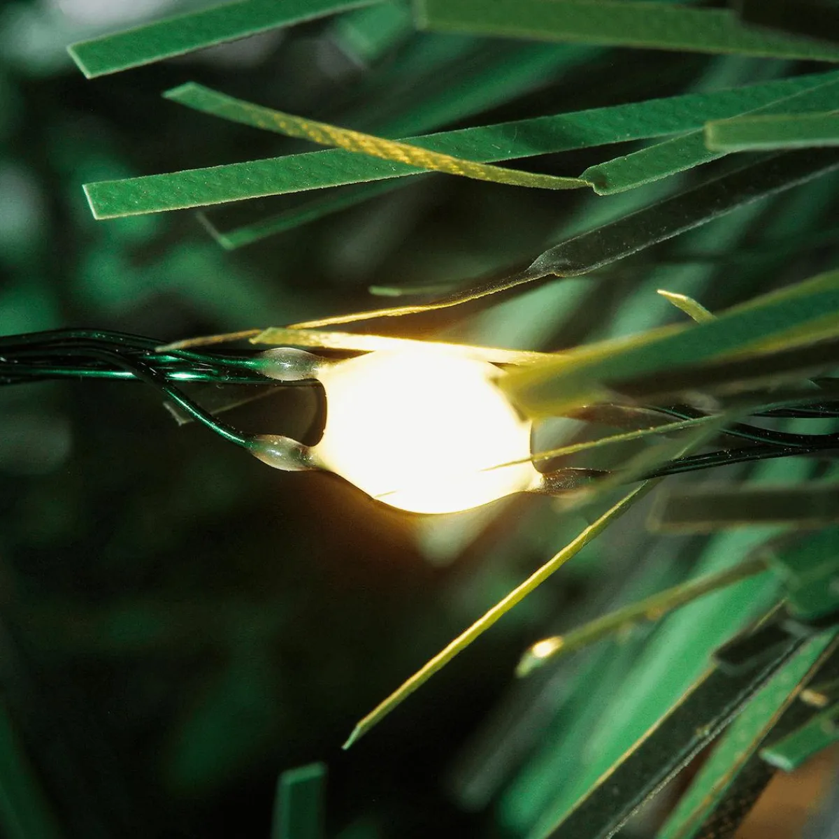 Guirnaldas De Navidad>DecoWoerner Guirnalda De Abeto Deluxe 270 Cm Con 200LEDs, 25 Cm Ø verde