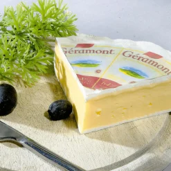 Queso Y Huevos><noscript><img width=