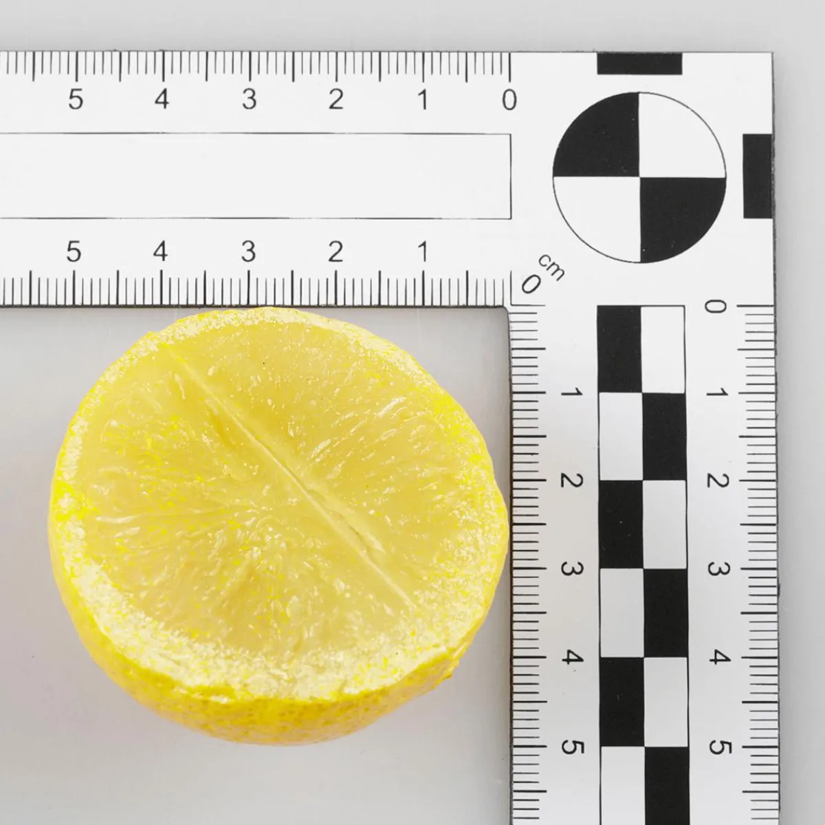 Decoración Temática|Frutas>DecoWoerner Imitación De Mitades De Limones, 3 Piezas amarillo