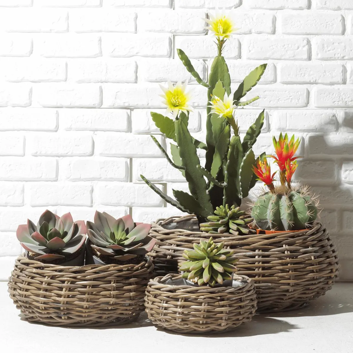Macetas Y Artículos De Decoración>DecoWoerner La Cesta De La Planta De Ratán Es Redonda marrón