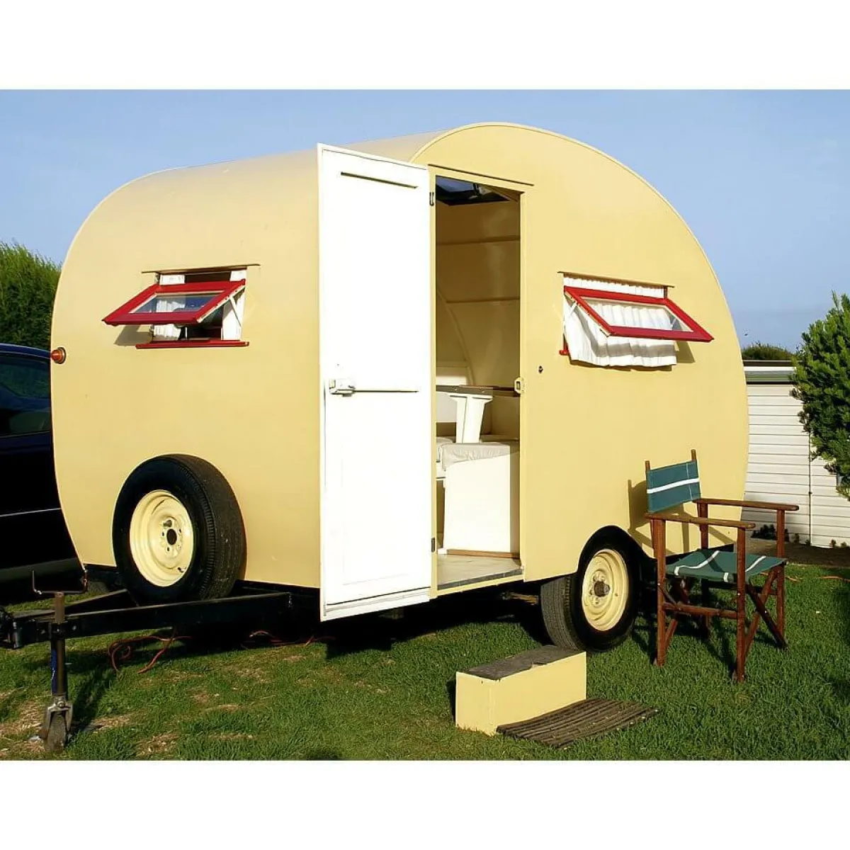 Pancartas Temáticas>DecoWoerner Lona XXL "Caravana Retro Amarilla" De Lona De Camión Ignífuga 250 X 330 Cm amarillo