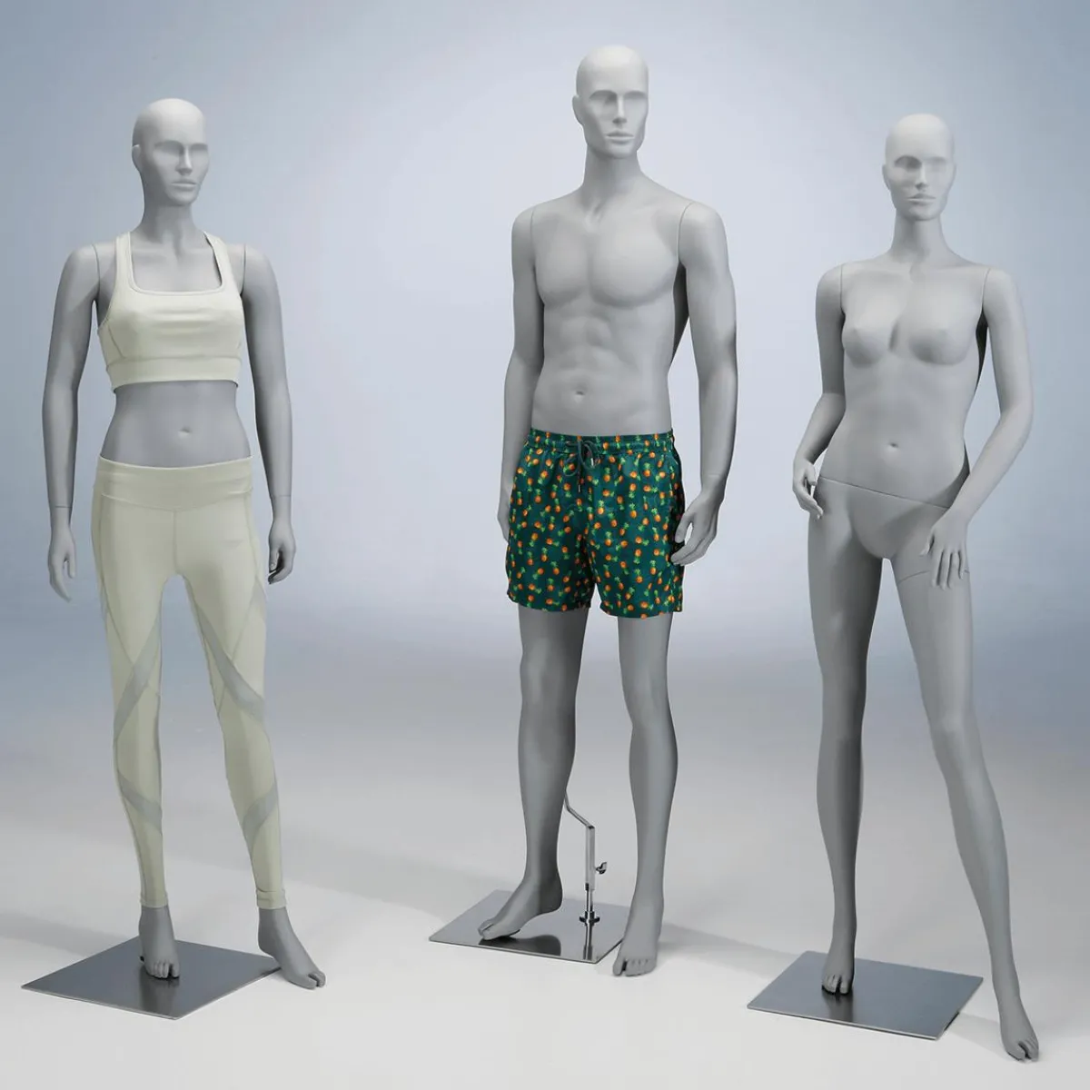 Maniquíes>DecoWoerner Maniquí Deportivo Mujer Deportista - Pierna Izquierda Al Descubierto Gris