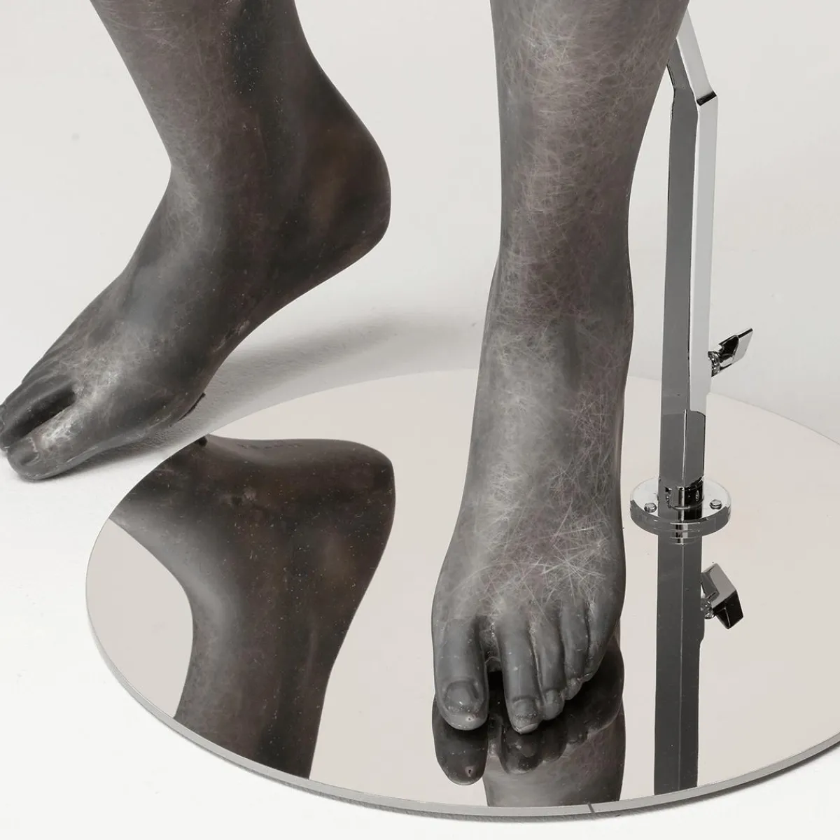 Maniquíes>DecoWoerner Maniquí Premium Hombre, Pierna Derecha Doblada Gris