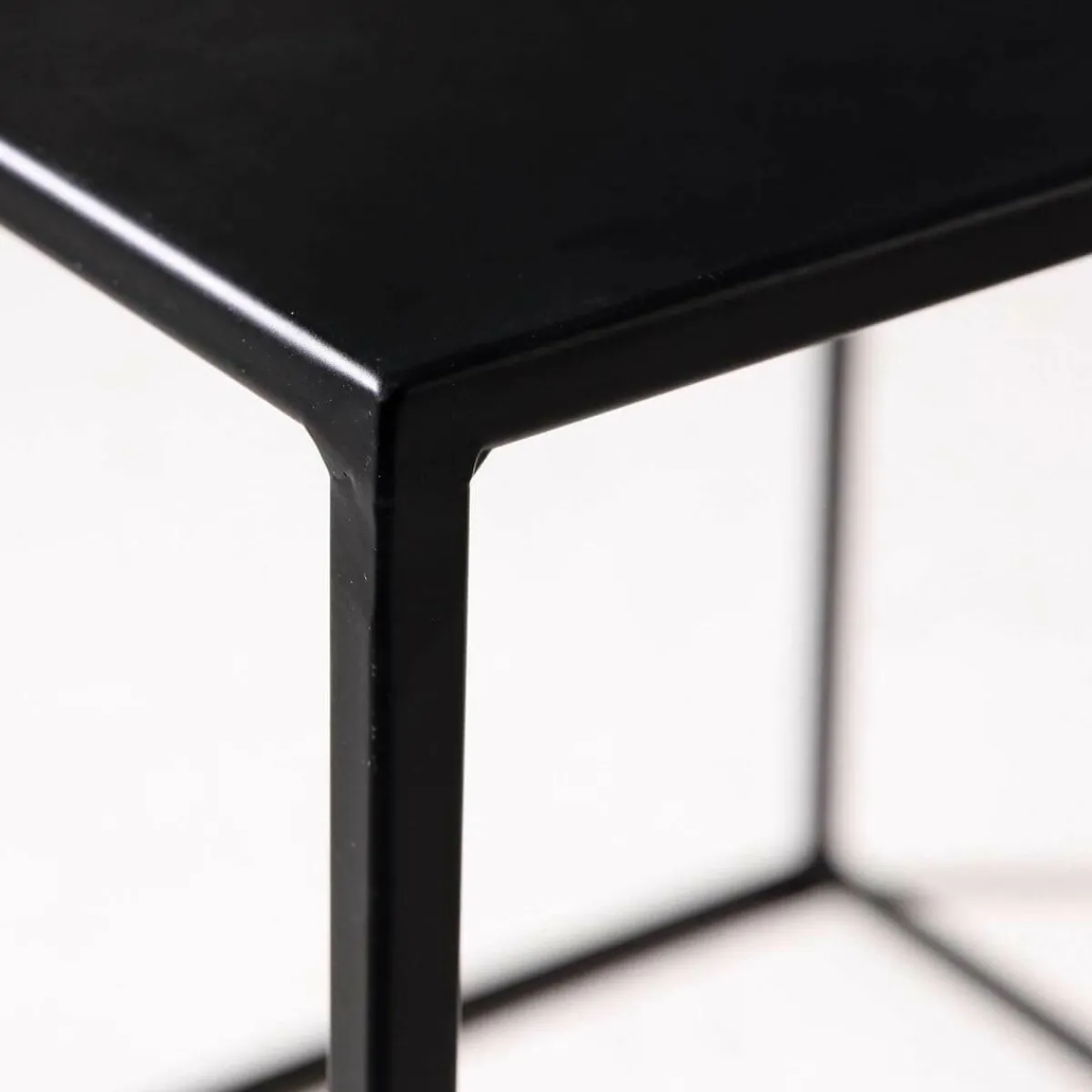 Expositores Para Tiendas|Macetas Y Artículos De Decoración>DecoWoerner Mesa De Metal 45 X 45 Cm, Negra negro