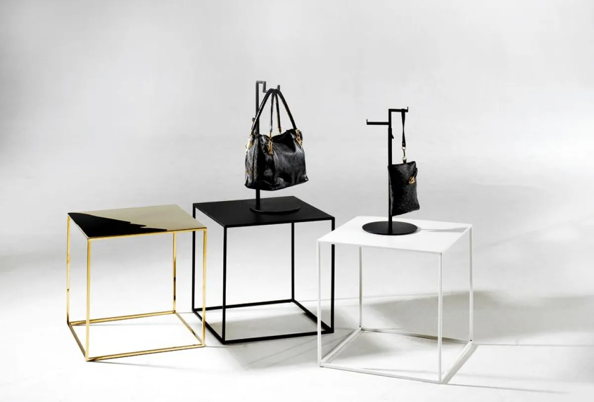 Expositores Para Tiendas|Macetas Y Artículos De Decoración>DecoWoerner Mesa De Metal 45 X 45 Cm, oro