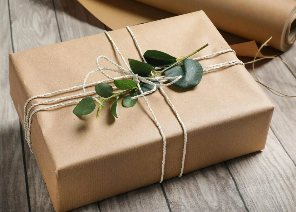 Papel De Regalo|Go Green - Envoltorio Para Regalo Ecológico>DecoWoerner Papel De Regalo Reciclado Ecológico Papel Kraft De Celulosa Natural, 50 Cm, 50 M marrón