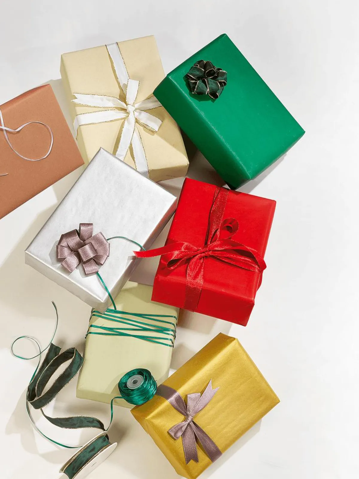 Papel De Regalo|Go Green - Envoltorio Para Regalo Ecológico>DecoWoerner Papel Kraft Liso Reciclado - Bobina De Papel De Regalo De 50 M rojo